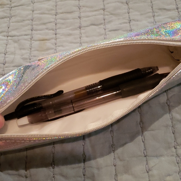 Case - Picture 4 of 4